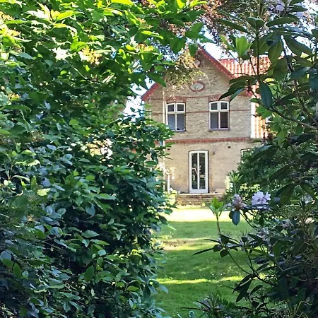 10 Person In S Nderborg *